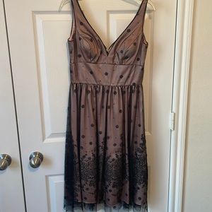 V- neck sleeveless cocktail dress, ADRIANNA PAPELL, used , size , pink